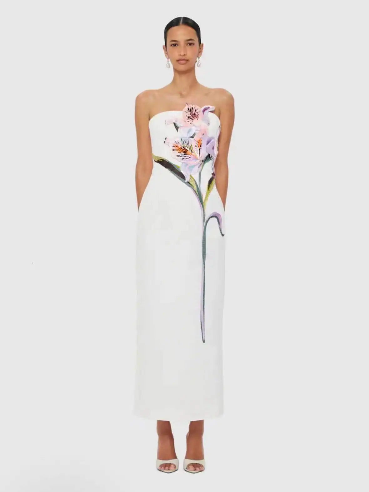 White Lily Strapless Maxi Dress | SignalChow Elegant Summer Dress