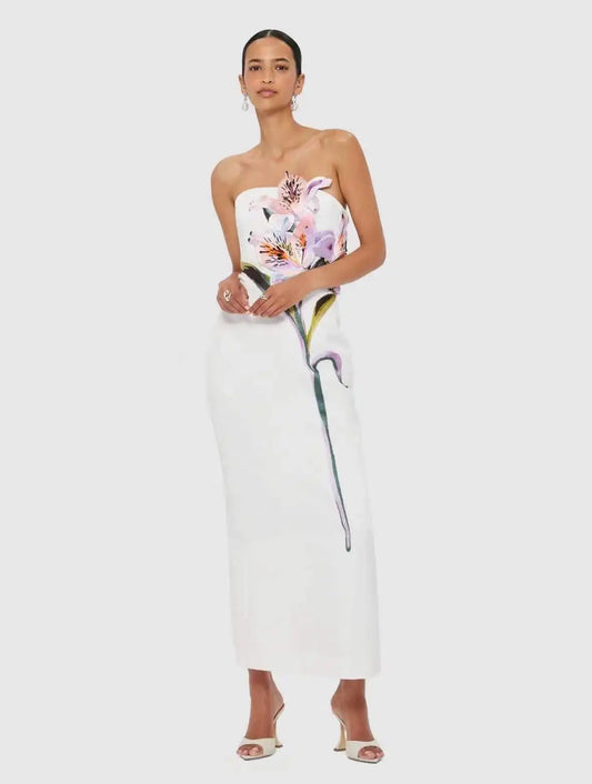 White Lily Strapless Maxi Dress | SignalChow Elegant Summer Dress