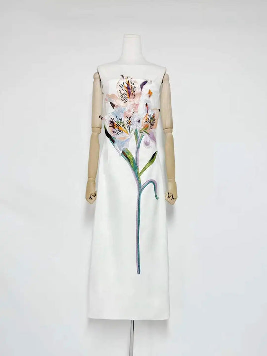 White Lily Strapless Maxi Dress | SignalChow Elegant Summer Dress