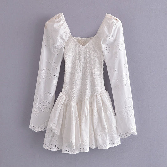 Sexy Long Sleeve Elegant Embroidery Cotton Smocked Bodice Woman Mini Dress