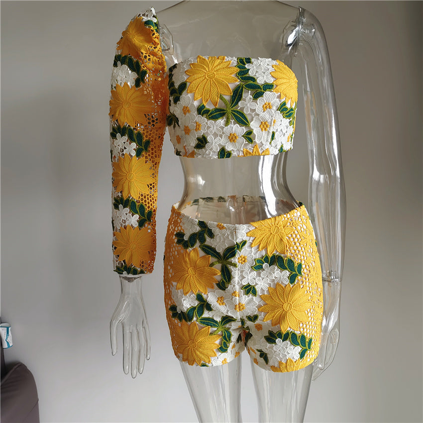 Off The Shoulder Sexy Top and Shorts Lace Promo Lady Women Sets