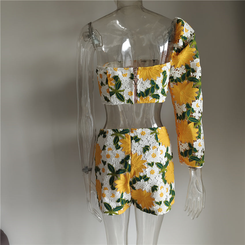 Off The Shoulder Sexy Top and Shorts Lace Promo Lady Women Sets
